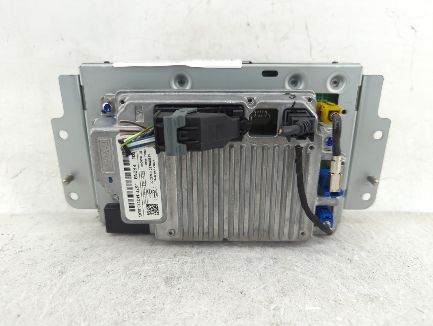 2017-2020 Ford Fusion Information Display Screen - Oemusedautoparts1.com