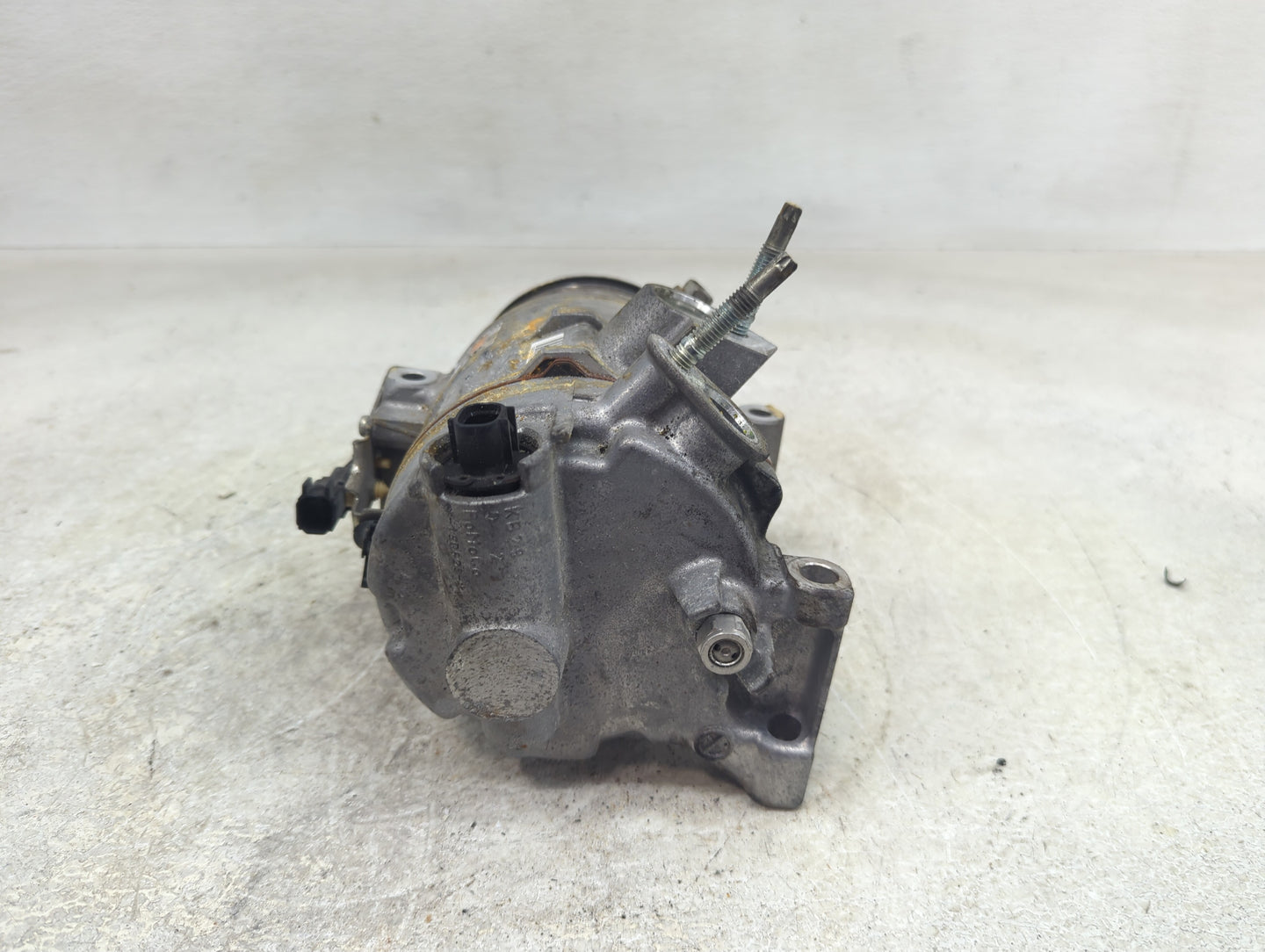 2017-2020 Ford Fusion Air Conditioning A/c Ac Compressor Oem - Oemusedautoparts1.com