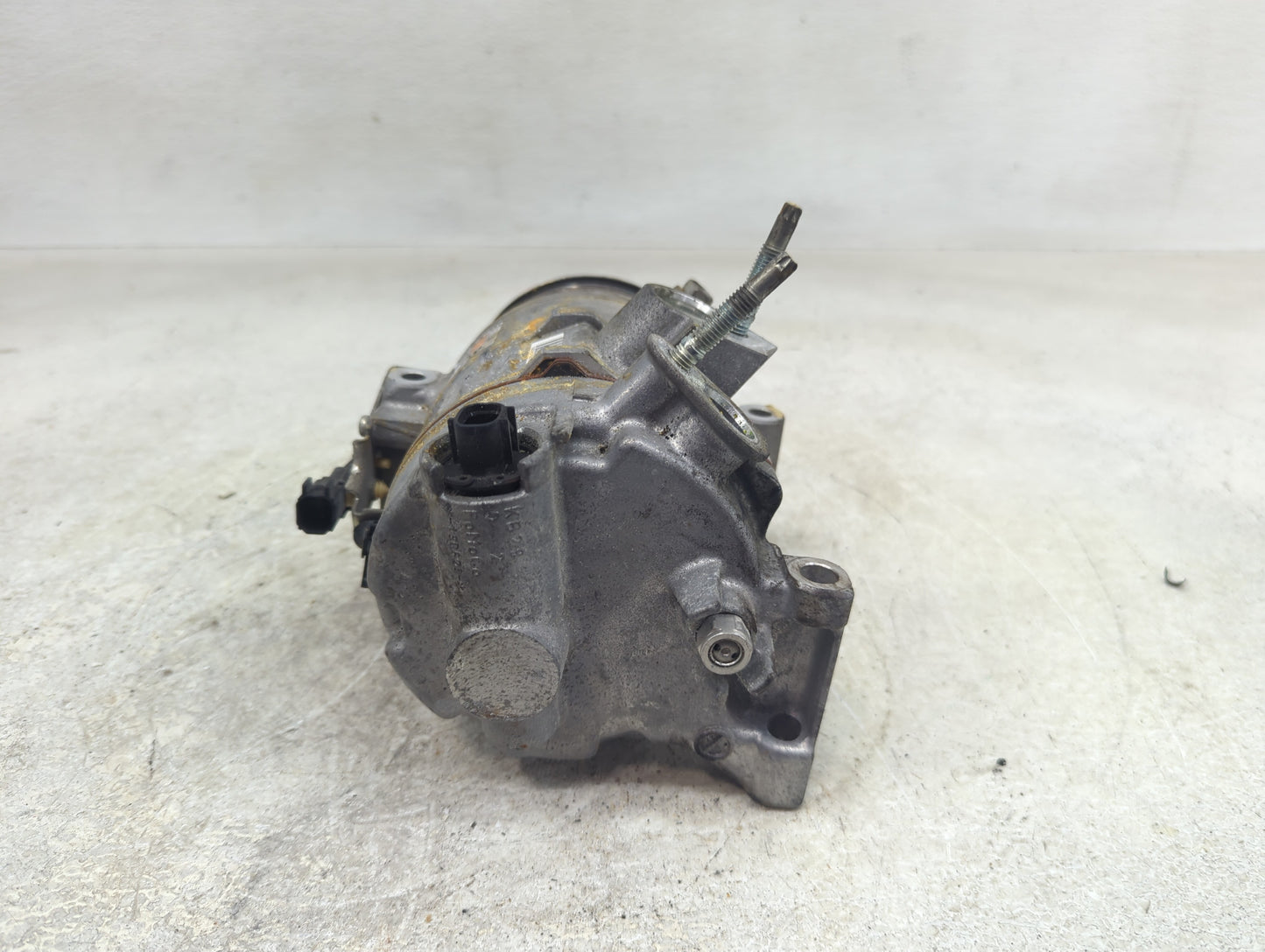 2017-2020 Ford Fusion Air Conditioning A/c Ac Compressor Oem - Oemusedautoparts1.com