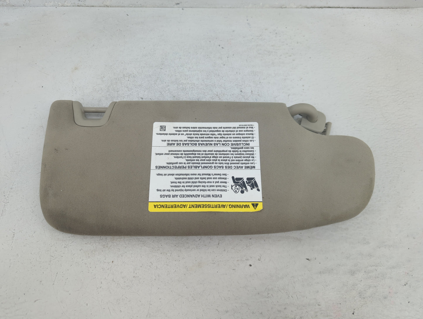2017-2020 Ford Fusion Sun Visor Shade Replacement Driver Left Mirror Fits Fits 2017 2018 2019 2020 OEM Used Auto Parts - Oem