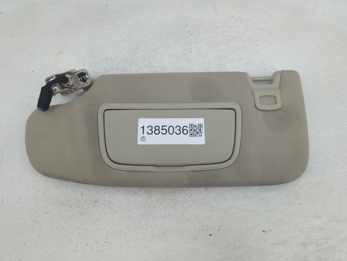 2017-2020 Ford Fusion Sun Visor Shade Replacement Driver Left Mirror Fits Fits 2017 2018 2019 2020 OEM Used Auto Parts - Oem