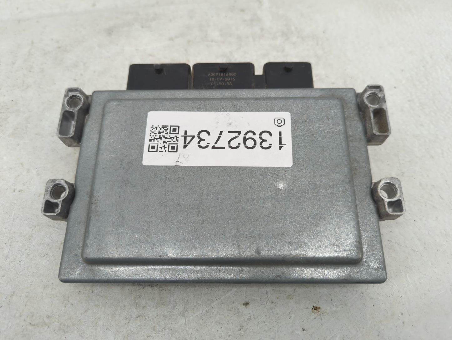 2017-2020 Ford Fusion PCM Engine Control Computer ECU ECM PCU OEM P/N:DS71-12B684-VC HS7A-12A650-TB Fits OEM Used Auto Parts