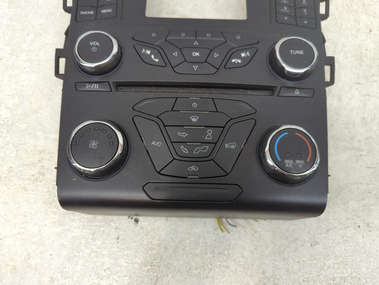 2017-2018 Ford Fusion Radio AM FM Cd Player Receiver Replacement P/N:HS7T-18E243-ED Fits Fits 2017 2018 OEM Used Auto Parts 