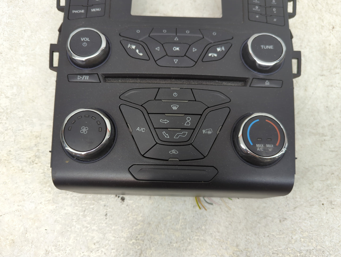 2017-2018 Ford Fusion Radio AM FM Cd Player Receiver Replacement P/N:HS7T-18E243-ED Fits Fits 2017 2018 OEM Used Auto Parts 
