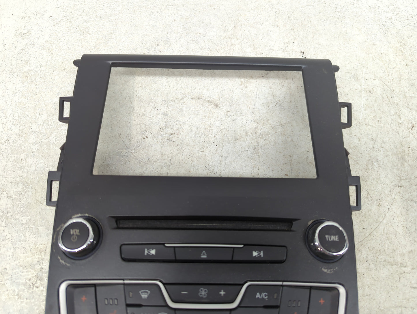 2017-2020 Ford Fusion Radio Control Panel - Oemusedautoparts1.com