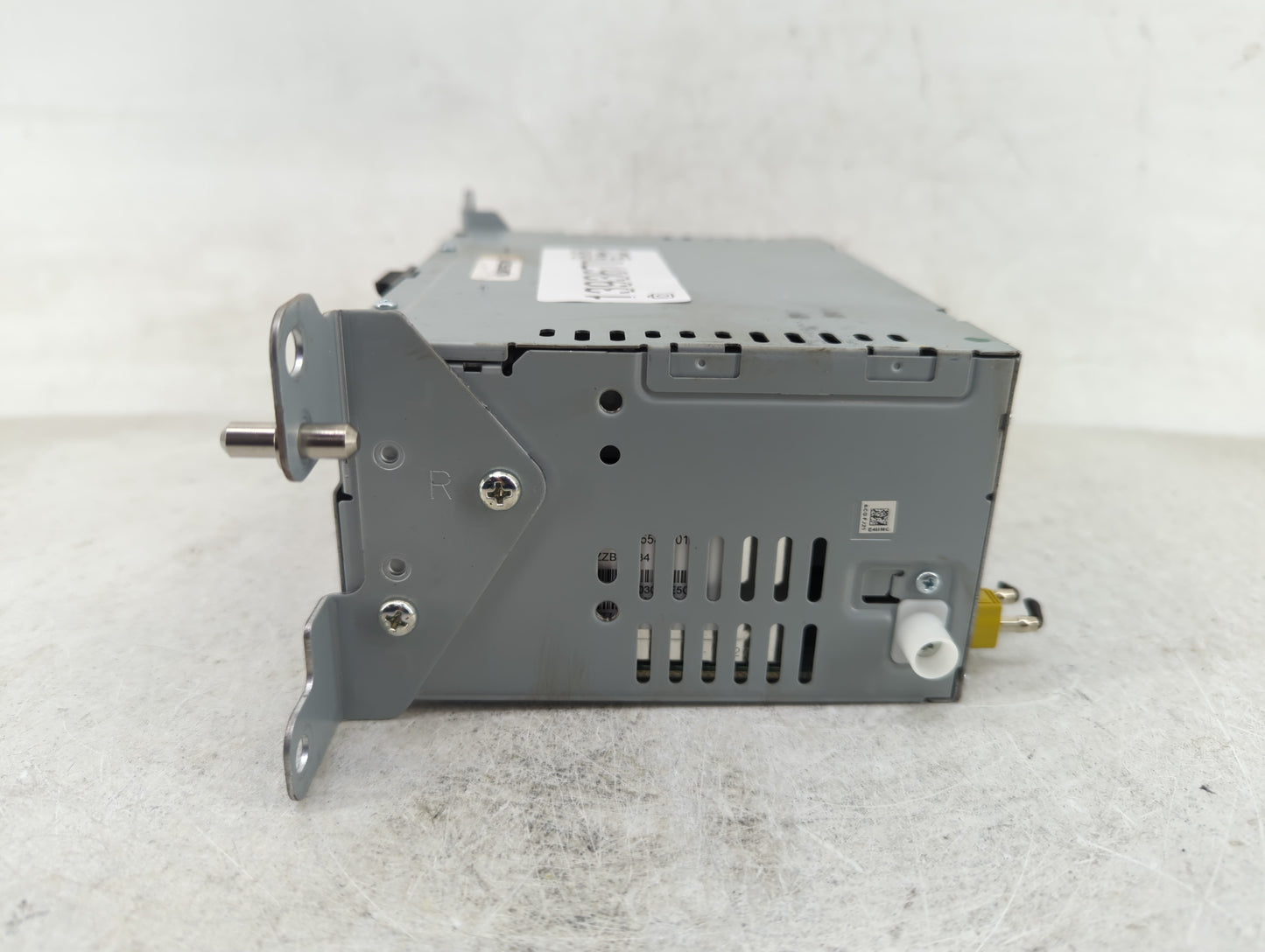 2017-2020 Ford Fusion Radio AM FM Cd Player Receiver Replacement P/N:HS7T-19C107-ZD Fits Fits 2017 2018 2019 2020 OEM Used A
