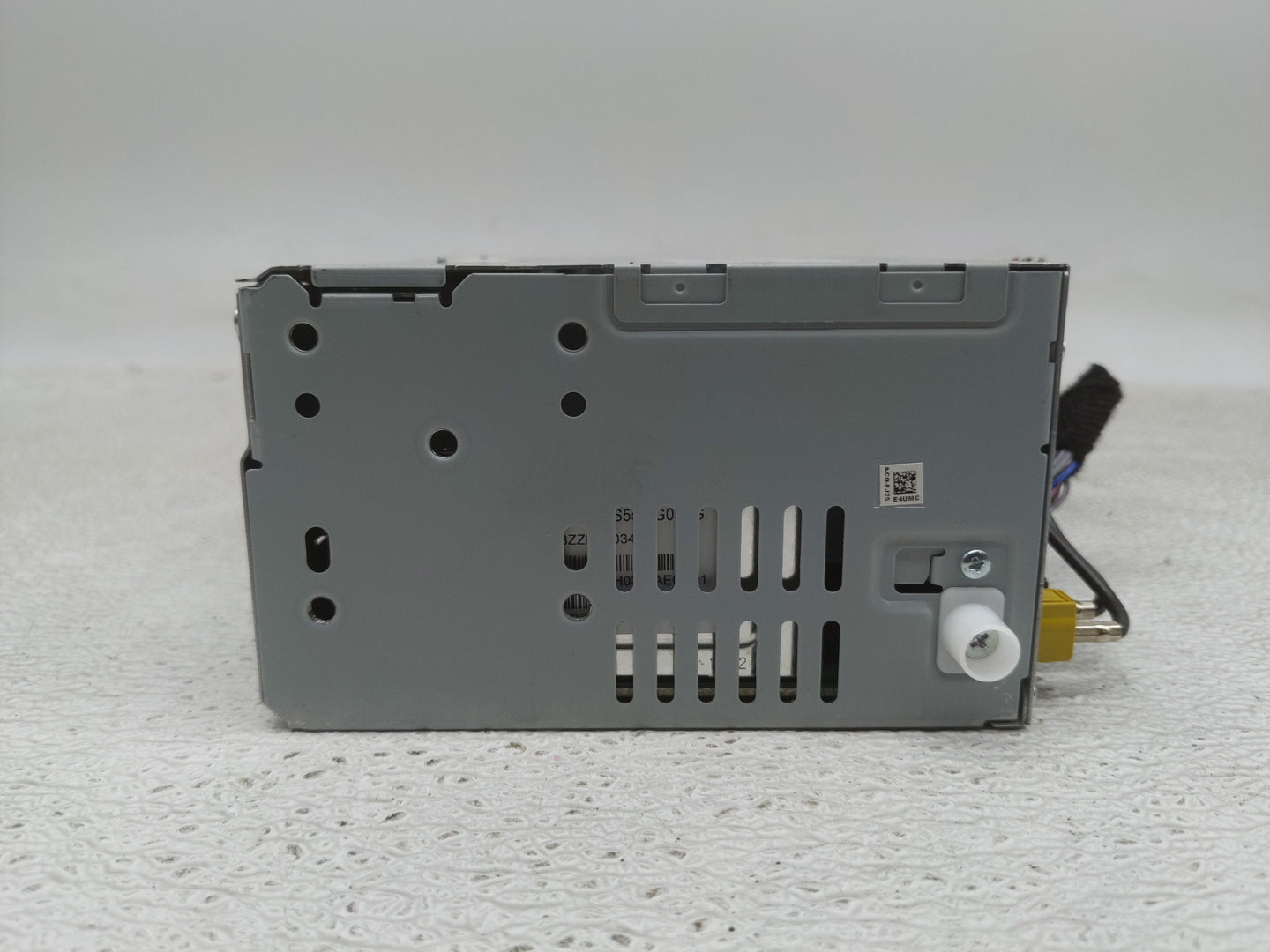 2017-2020 Ford Fusion Radio AM FM Cd Player Receiver Replacement P/N:HS7T-19C107-ZD Fits Fits 2017 2018 2019 2020 OEM Used A