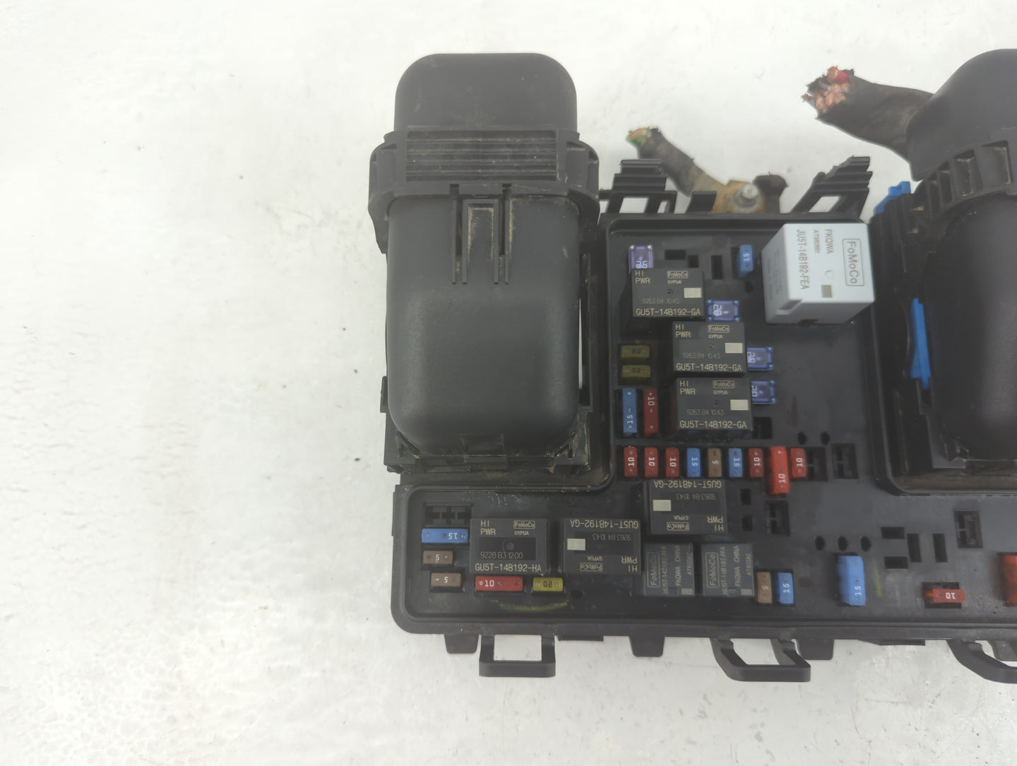 2017-2020 Ford Fusion Fusebox Fuse Box Panel Relay Module P/N:G2GT14A075AA Fits Fits 2017 2018 2019 2020 OEM Used Auto Parts