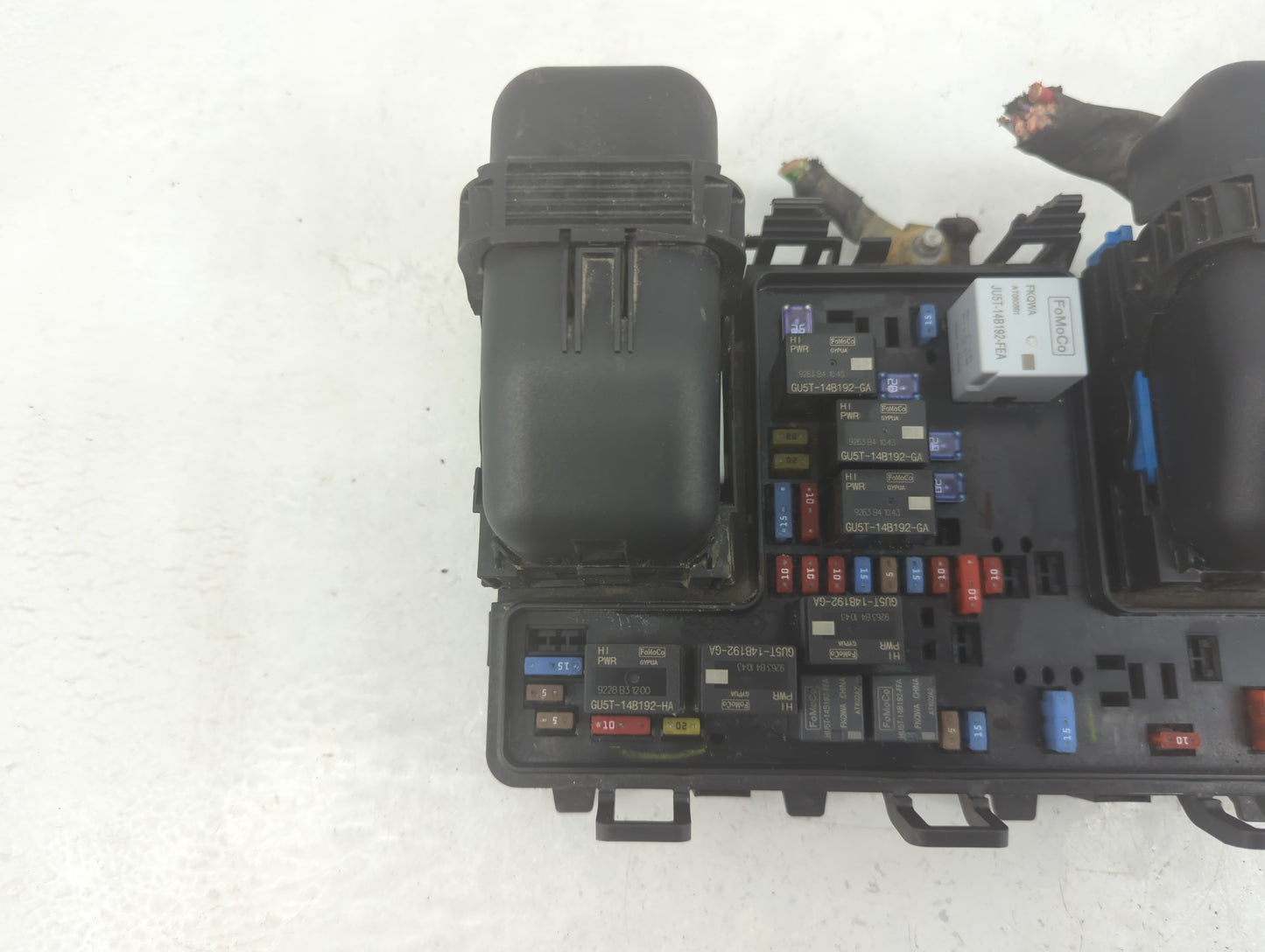 2017-2020 Ford Fusion Fusebox Fuse Box Panel Relay Module P/N:G2GT14A075AA Fits Fits 2017 2018 2019 2020 OEM Used Auto Parts