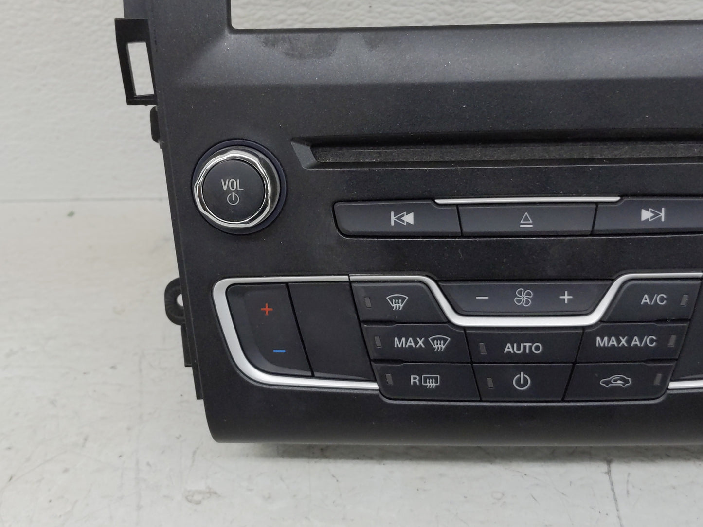 2017-2020 Ford Fusion Radio Control Panel - Oemusedautoparts1.com