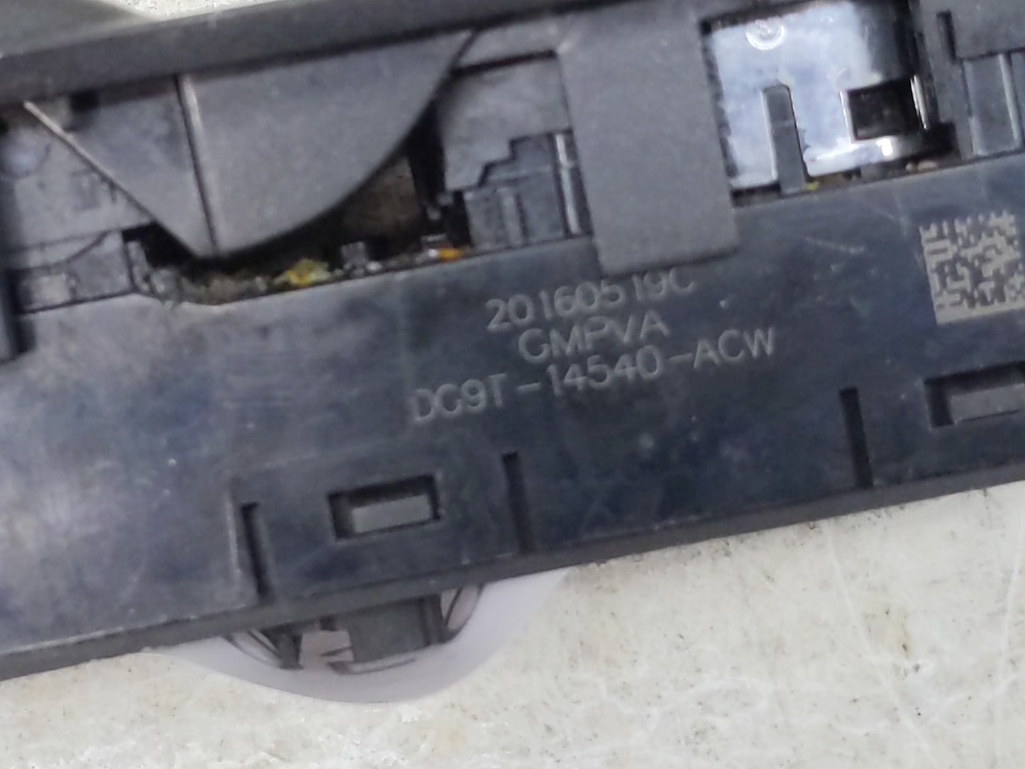 2017-2020 Ford Fusion Master Power Window Switch Replacement Driver Side Left P/N:DG9T-14540-ACW Fits Fits 2017 2018 2019 20