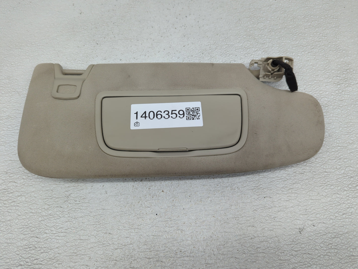 2017-2020 Ford Fusion Sun Visor Shade Replacement Passenger Right Mirror Fits Fits 2017 2018 2019 2020 OEM Used Auto Parts -