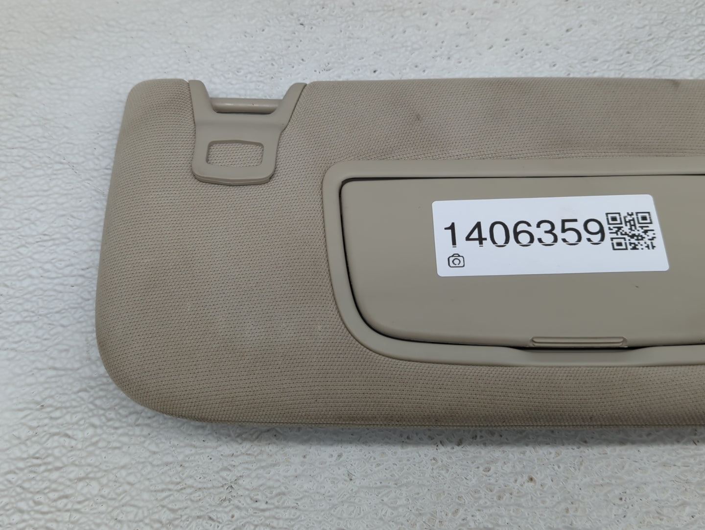 2017-2020 Ford Fusion Sun Visor Shade Replacement Passenger Right Mirror Fits Fits 2017 2018 2019 2020 OEM Used Auto Parts -