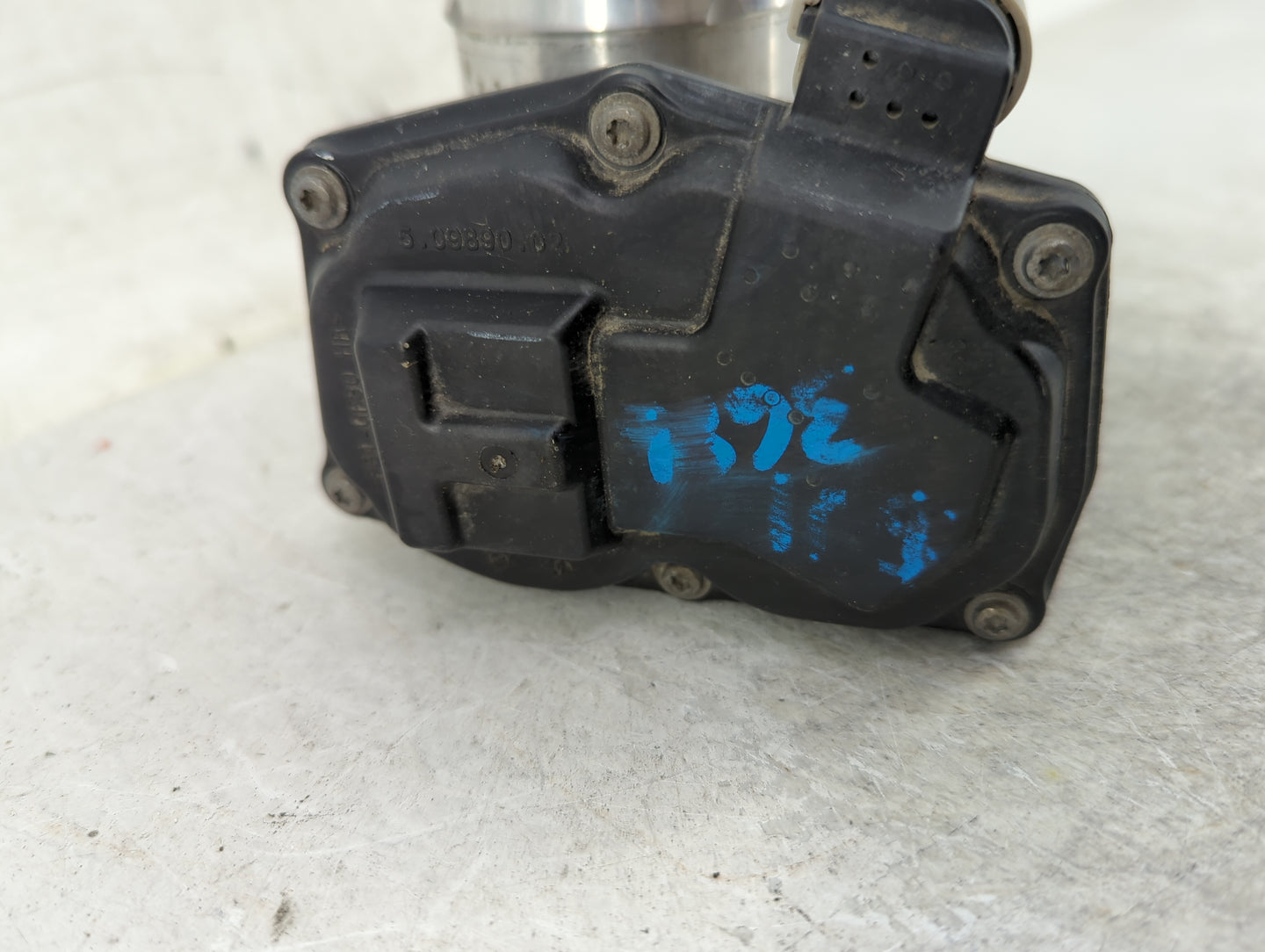 2014-2020 Ford Fusion Throttle Body P/N:DS7G-9F991-BB Fits Fits 2014 2015 2016 2017 2018 2019 2020 OEM Used Auto Parts - Oem