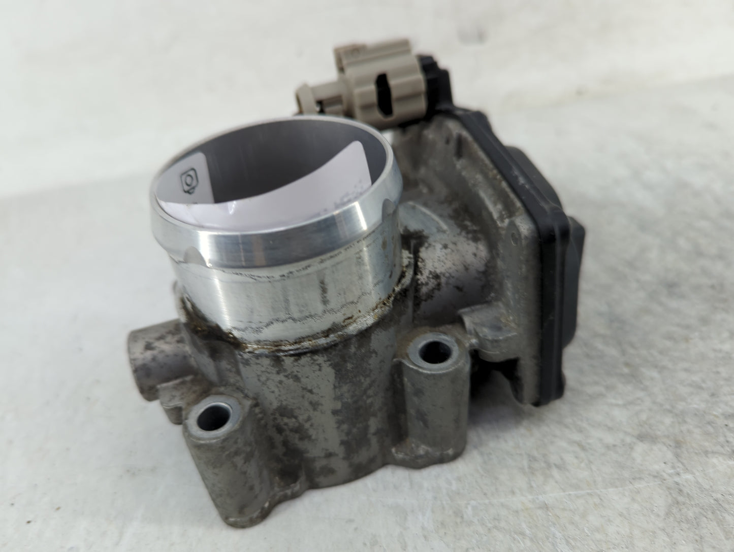 2014-2020 Ford Fusion Throttle Body P/N:DS7G-9F991-BB Fits Fits 2014 2015 2016 2017 2018 2019 2020 OEM Used Auto Parts - Oem