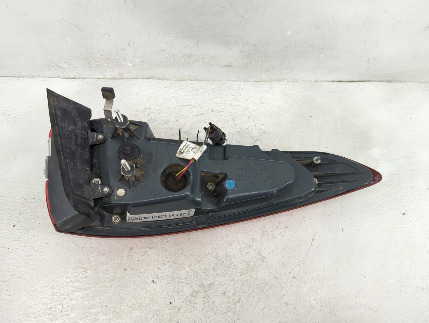 2017-2020 Ford Fusion Tail Light Assembly Passenger Right OEM P/N:6003TH0065 Fits Fits 2017 2018 2019 2020 OEM Used Auto Par