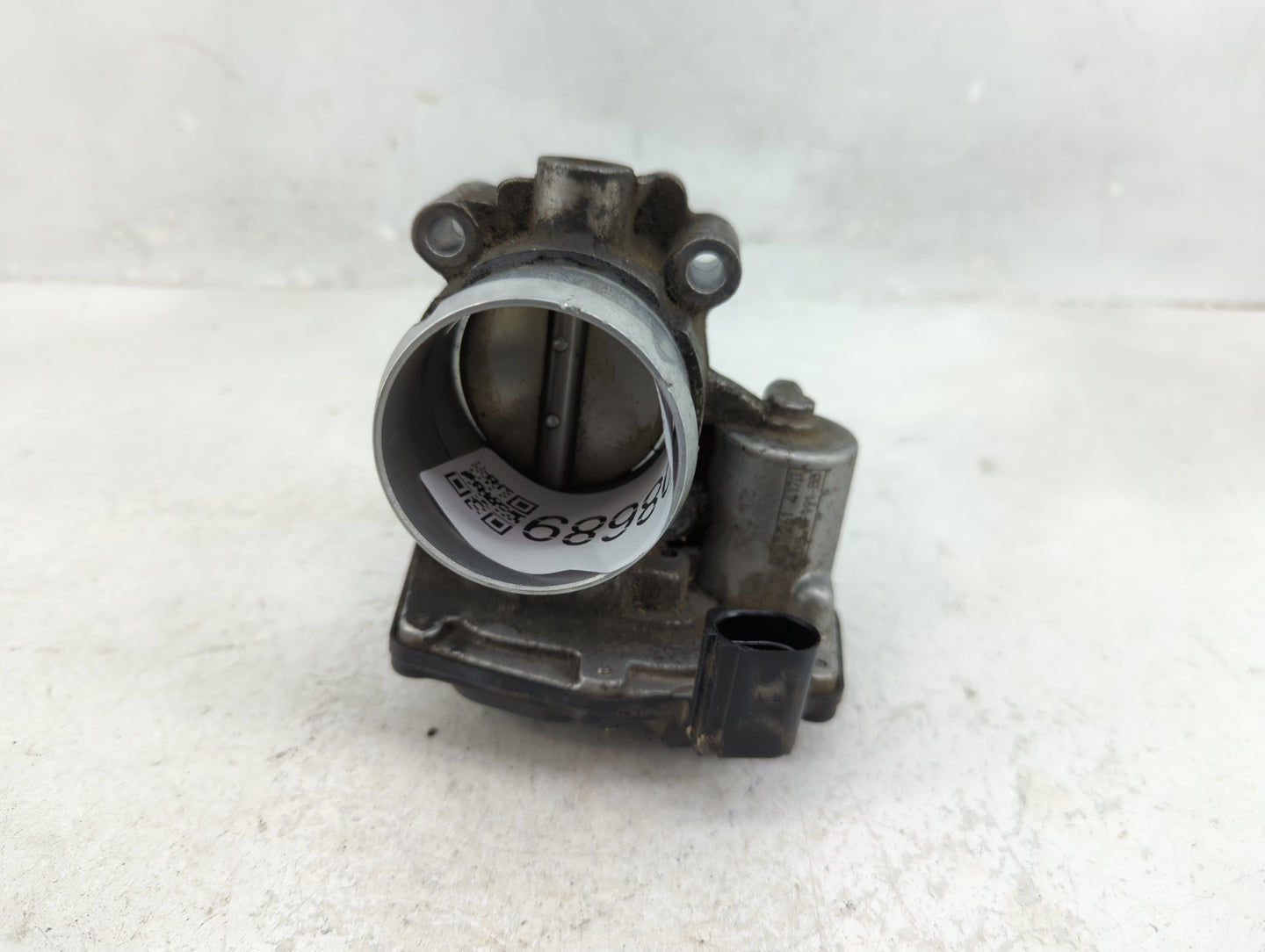 2014-2020 Ford Fusion Throttle Body P/N:DS7G-9F991-BB Fits Fits 2014 2015 2016 2017 2018 2019 2020 OEM Used Auto Parts - Oem