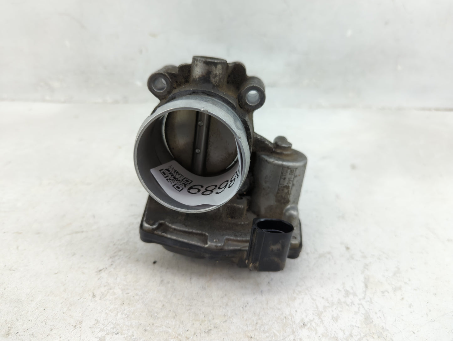 2014-2020 Ford Fusion Throttle Body P/N:DS7G-9F991-BB Fits Fits 2014 2015 2016 2017 2018 2019 2020 OEM Used Auto Parts - Oem
