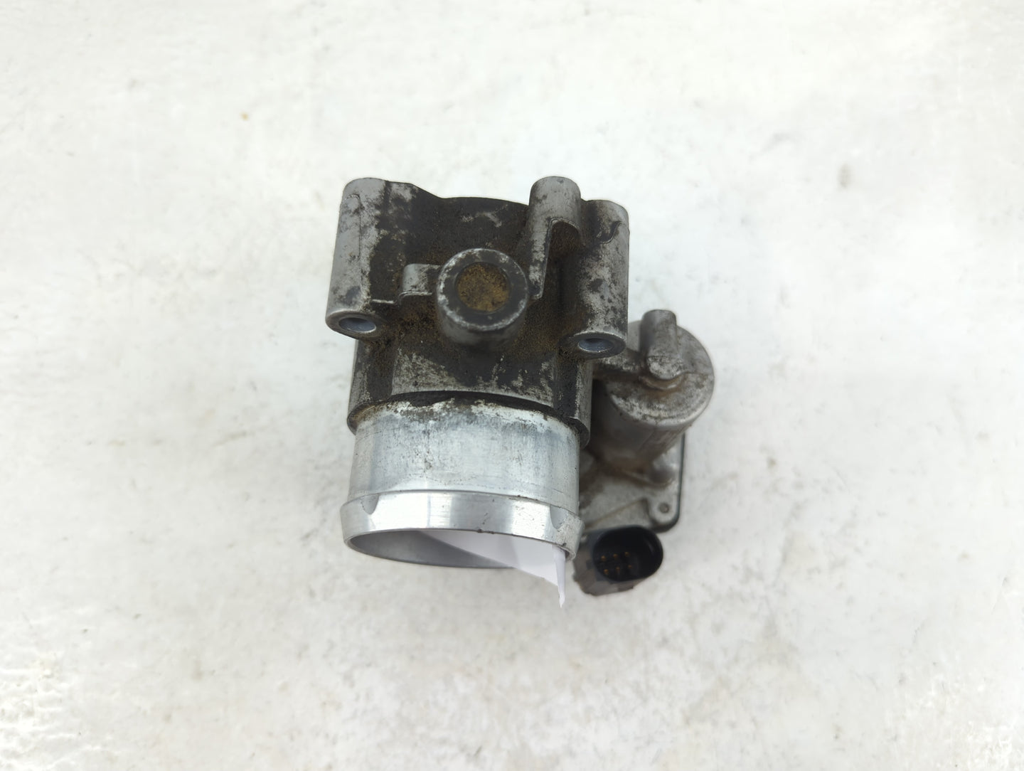 2014-2020 Ford Fusion Throttle Body P/N:DS7G-9F991-BB Fits Fits 2014 2015 2016 2017 2018 2019 2020 OEM Used Auto Parts - Oem