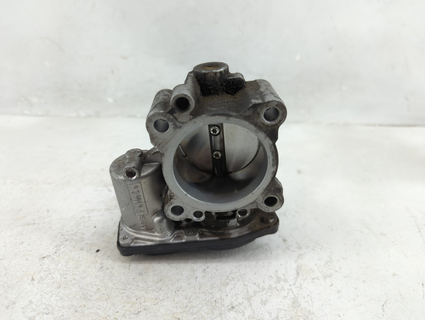 2014-2020 Ford Fusion Throttle Body P/N:DS7G-9F991-BB Fits Fits 2014 2015 2016 2017 2018 2019 2020 OEM Used Auto Parts - Oem