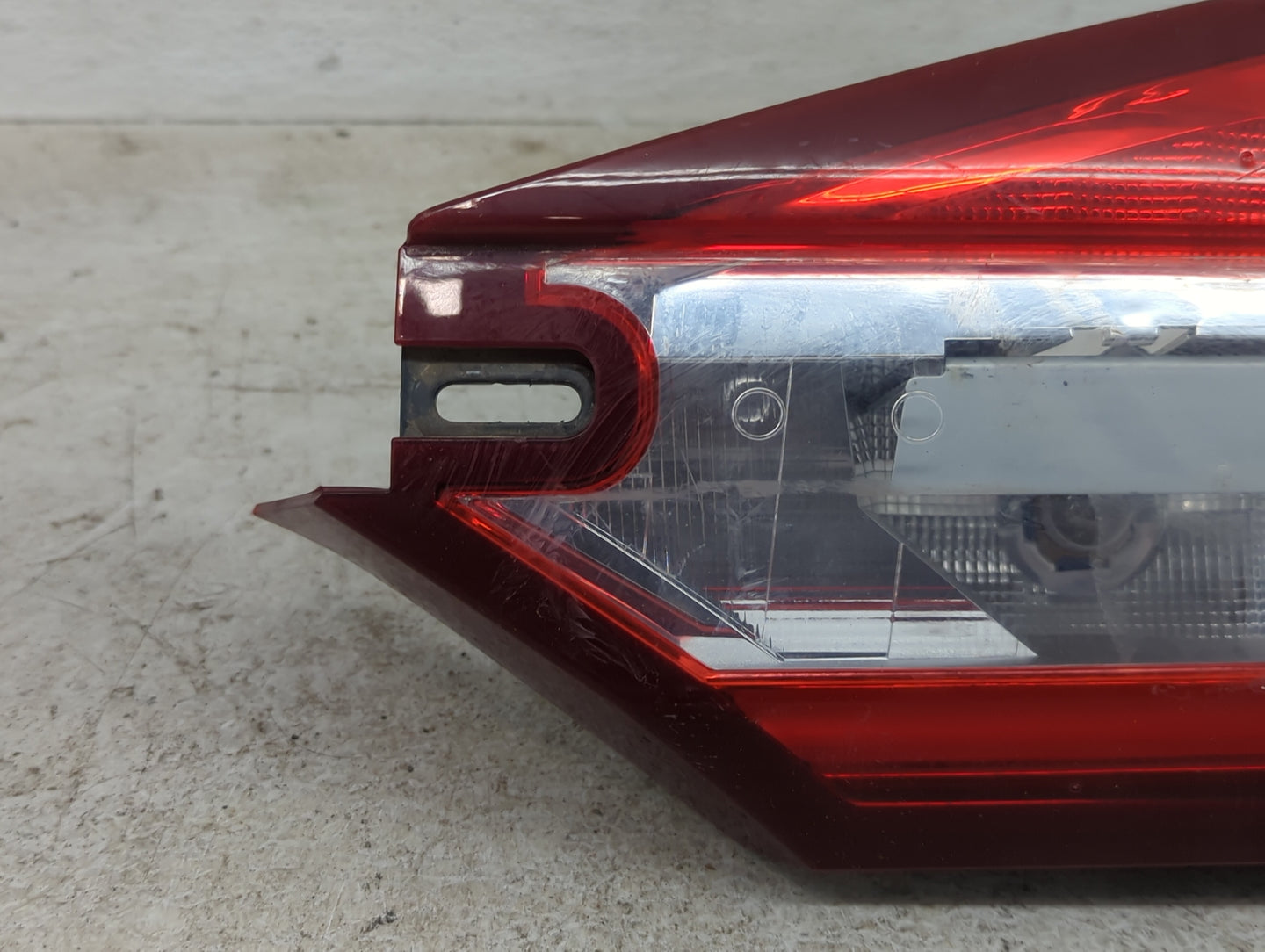 2017-2018 Ford Fusion Tail Light Assembly Passenger Right OEM P/N:HS73-13A602-AF Fits Fits 2017 2018 OEM Used Auto Parts - O