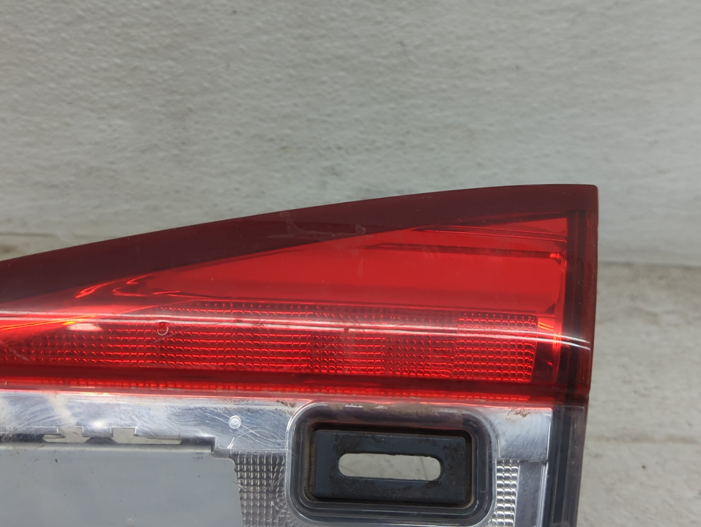 2017-2018 Ford Fusion Tail Light Assembly Passenger Right OEM P/N:HS73-13A602-AF Fits Fits 2017 2018 OEM Used Auto Parts - O
