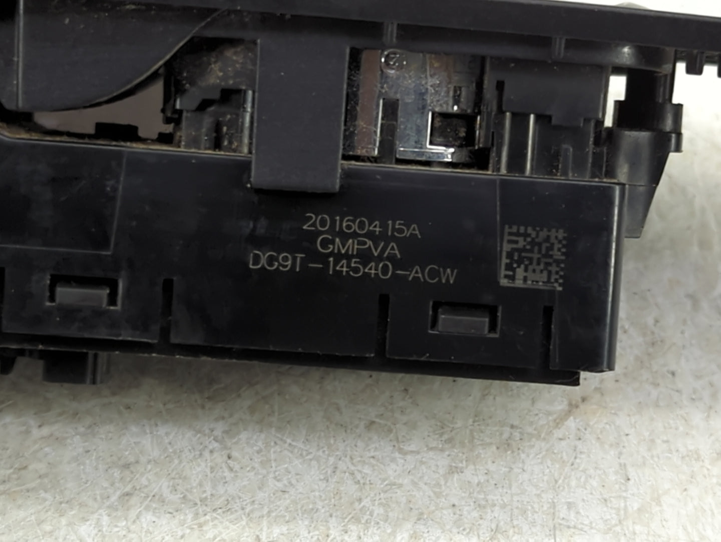 2013-2020 Ford Fusion Master Power Window Switch Replacement Driver Side Left P/N:DG9T-14540-ACW Fits OEM Used Auto Parts - 
