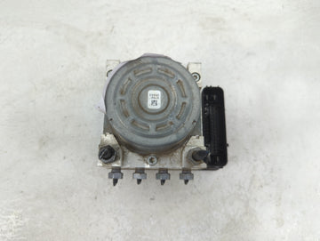 2017-2018 Ford Fusion ABS Pump Control Module Replacement P/N:HG9C-2B373-AF Fits Fits 2017 2018 OEM Used Auto Parts