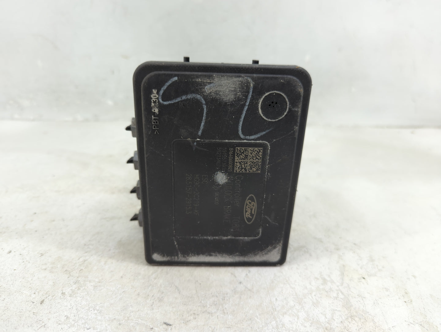 2017-2018 Ford Fusion ABS Pump Control Module Replacement P/N:HG9C-2B373-AF Fits Fits 2017 2018 OEM Used Auto Parts - Oemuse