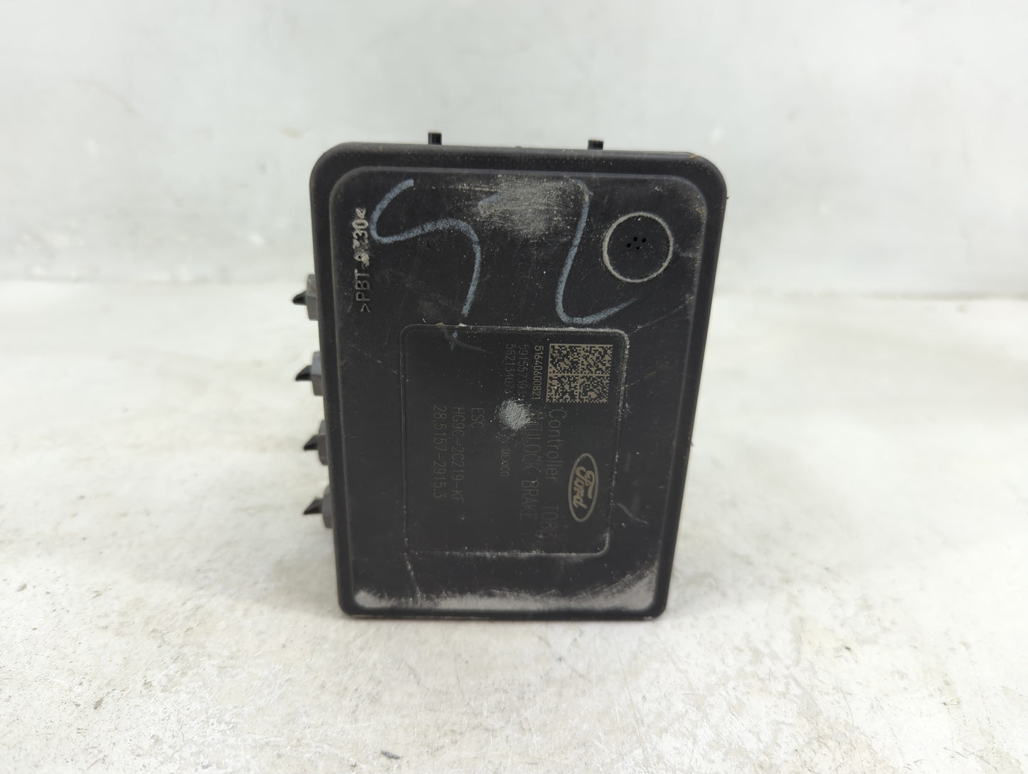 2017-2018 Ford Fusion ABS Pump Control Module Replacement P/N:HG9C-2B373-AF Fits Fits 2017 2018 OEM Used Auto Parts - Oemuse
