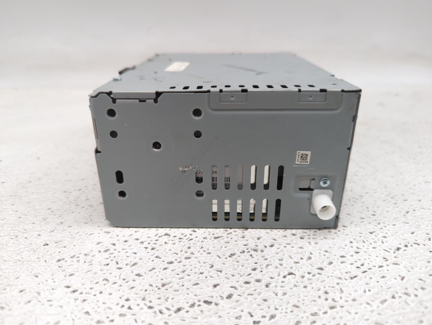 2017-2020 Ford Fusion Radio AM FM Cd Player Receiver Replacement P/N:HS7T-19C107-ZA Fits Fits 2017 2018 2019 2020 OEM Used A