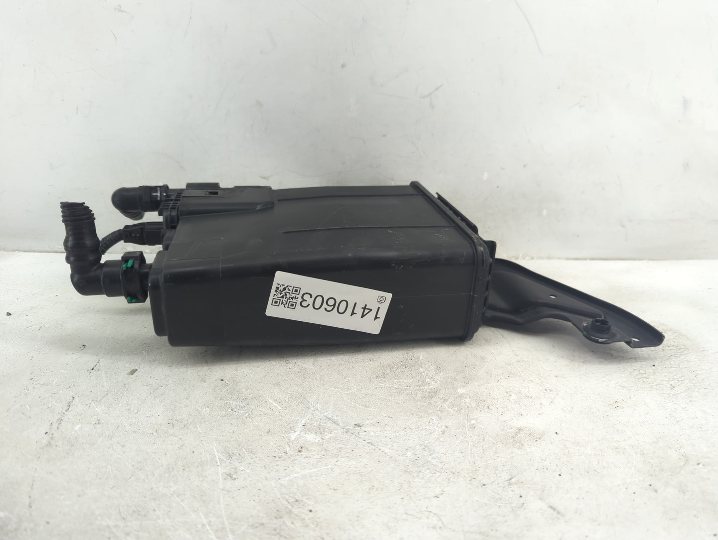 2017 Ford Fusion Fuel Vapor Charcoal Canister - Oemusedautoparts1.com