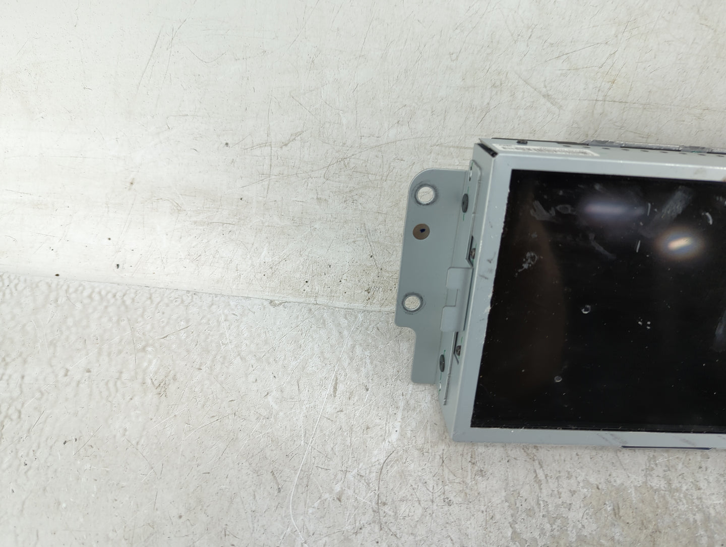 2017-2020 Ford Fusion Information Display Screen - Oemusedautoparts1.com