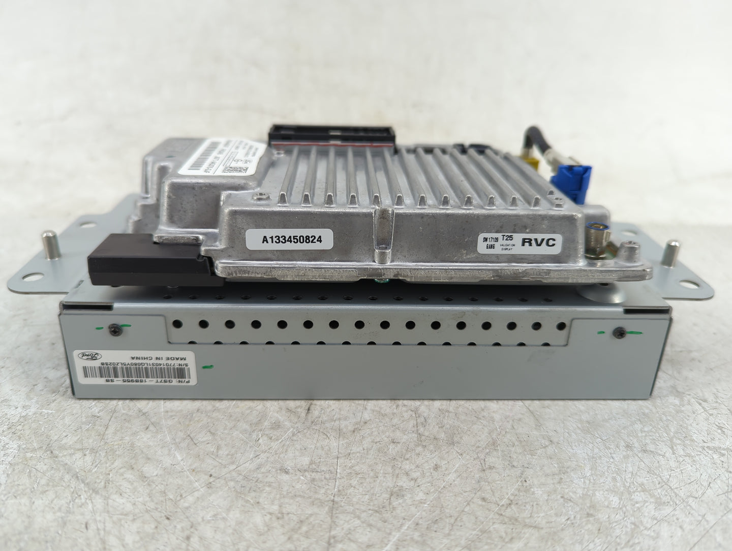 2017-2020 Ford Fusion Information Display Screen - Oemusedautoparts1.com