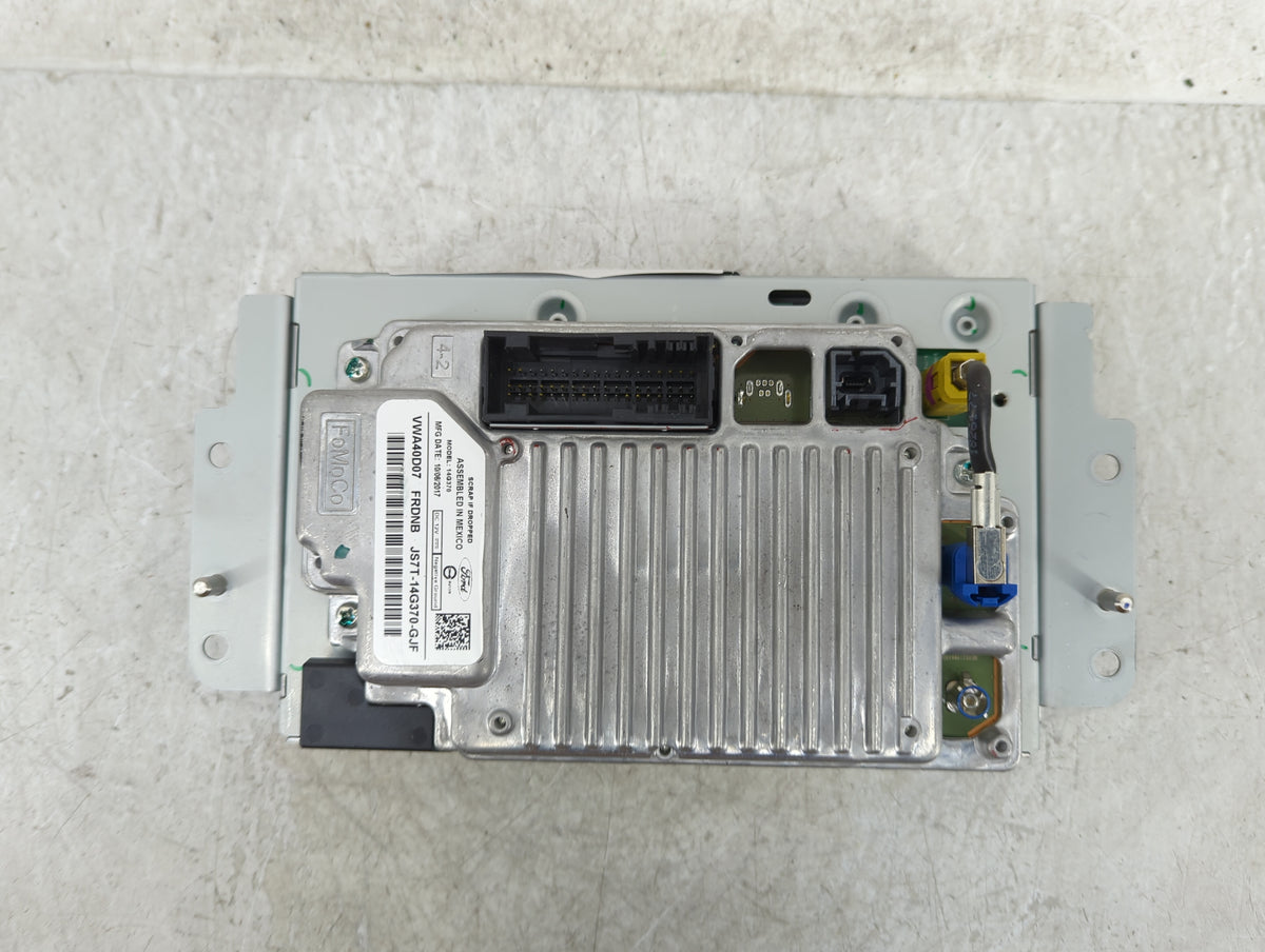 2017-2020 Ford Fusion Information Radio Display Screen 1410744 - Oemusedautoparts1.com