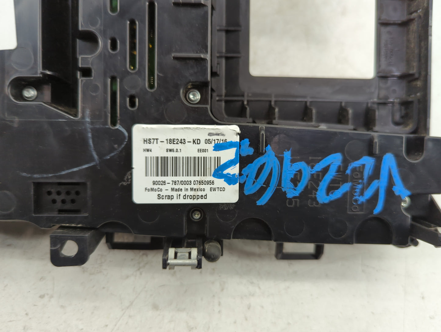 2017 Ford Fusion Radio AM FM Cd Player Receiver Replacement P/N:HS7T-18E243-KD Fits OEM Used Auto Parts - Oemusedautoparts1.