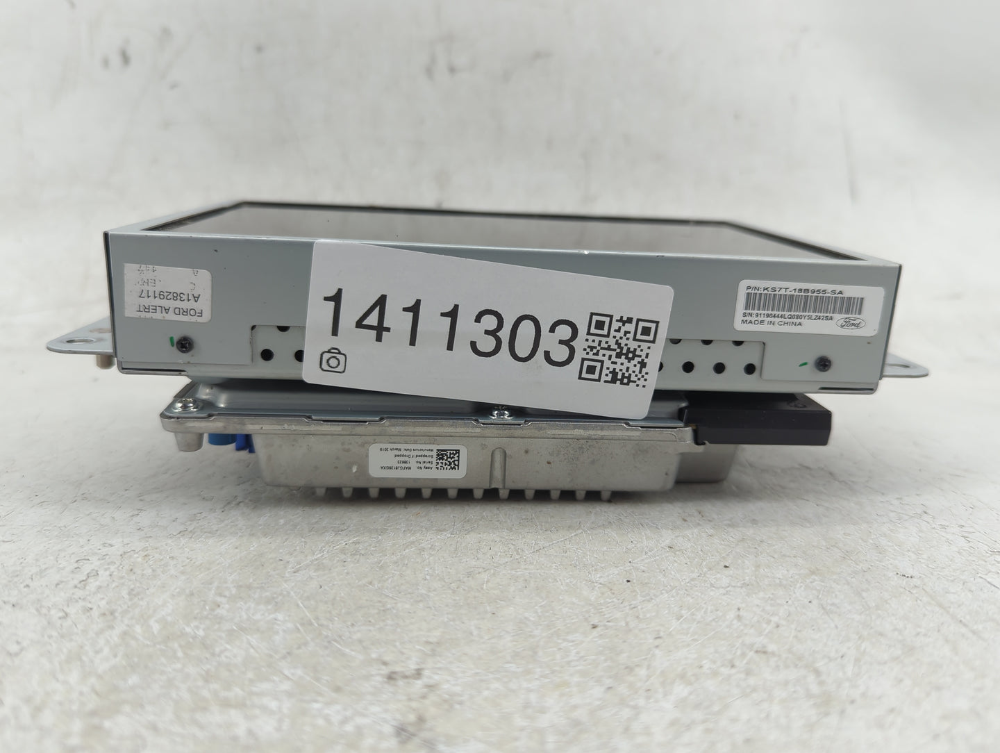 2017-2020 Ford Fusion Information Display Screen - Oemusedautoparts1.com
