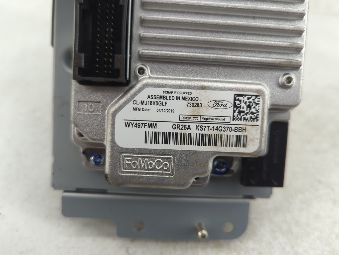 2017-2020 Ford Fusion Information Display Screen - Oemusedautoparts1.com