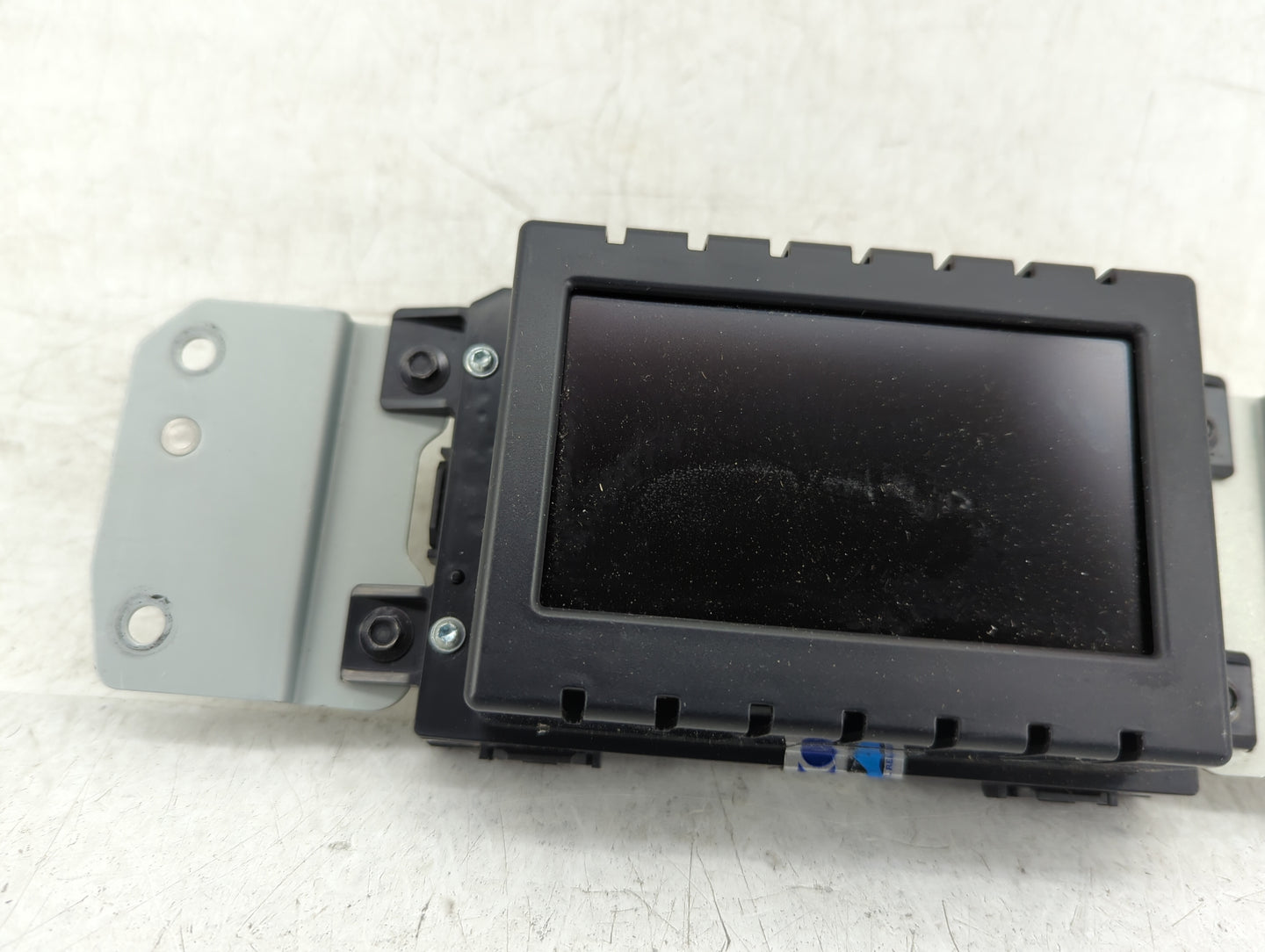 2017-2020 Ford Fusion Information Display Screen - Oemusedautoparts1.com