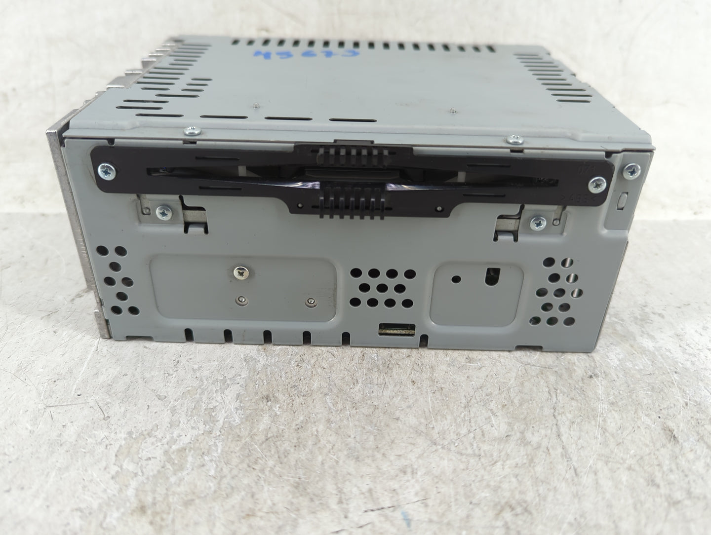 2016-2017 Ford Fusion Radio AM FM Cd Player Receiver Replacement Fits Fits 2016 2017 OEM Used Auto Parts - Oemusedautoparts1