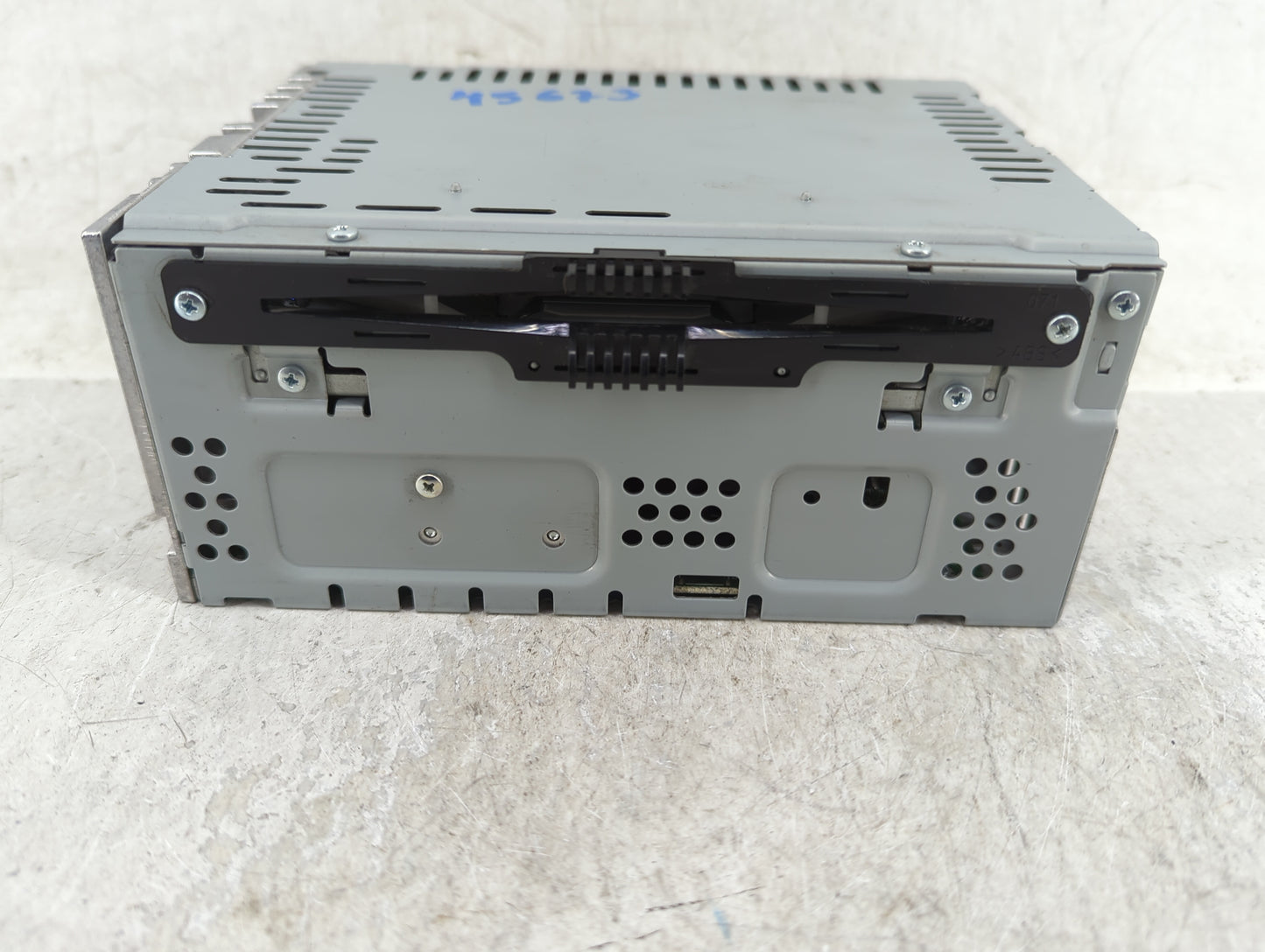 2016-2017 Ford Fusion Radio AM FM Cd Player Receiver Replacement Fits Fits 2016 2017 OEM Used Auto Parts - Oemusedautoparts1