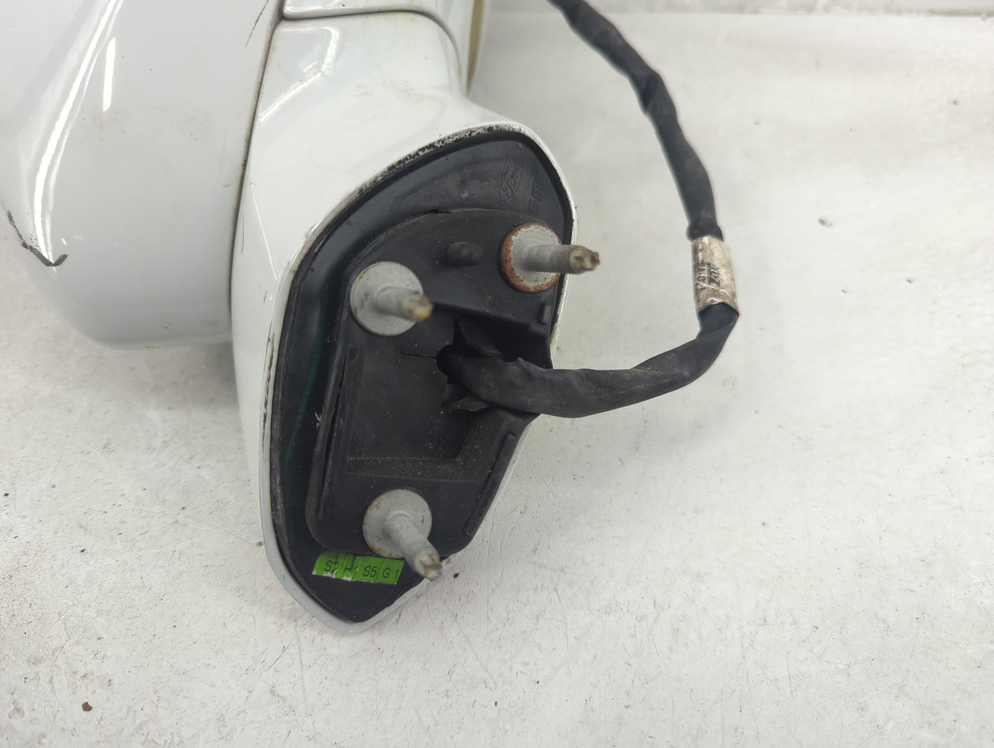 2015-2017 Ford Fusion Passenger Side View Mirror - Right Door Mirror OEM Used - Oemusedautoparts1.com