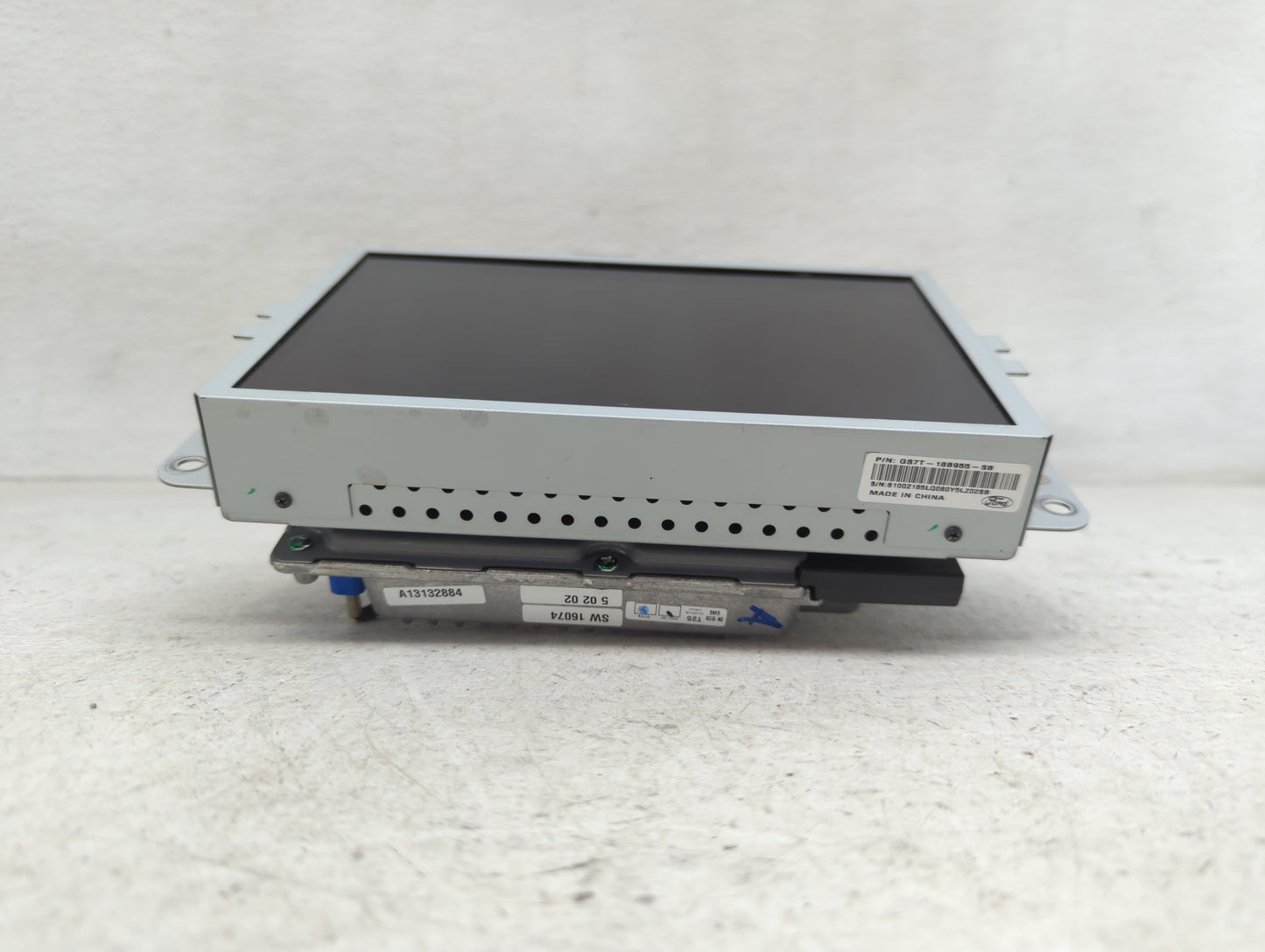 2017-2020 Ford Fusion Information Display Screen - Oemusedautoparts1.com