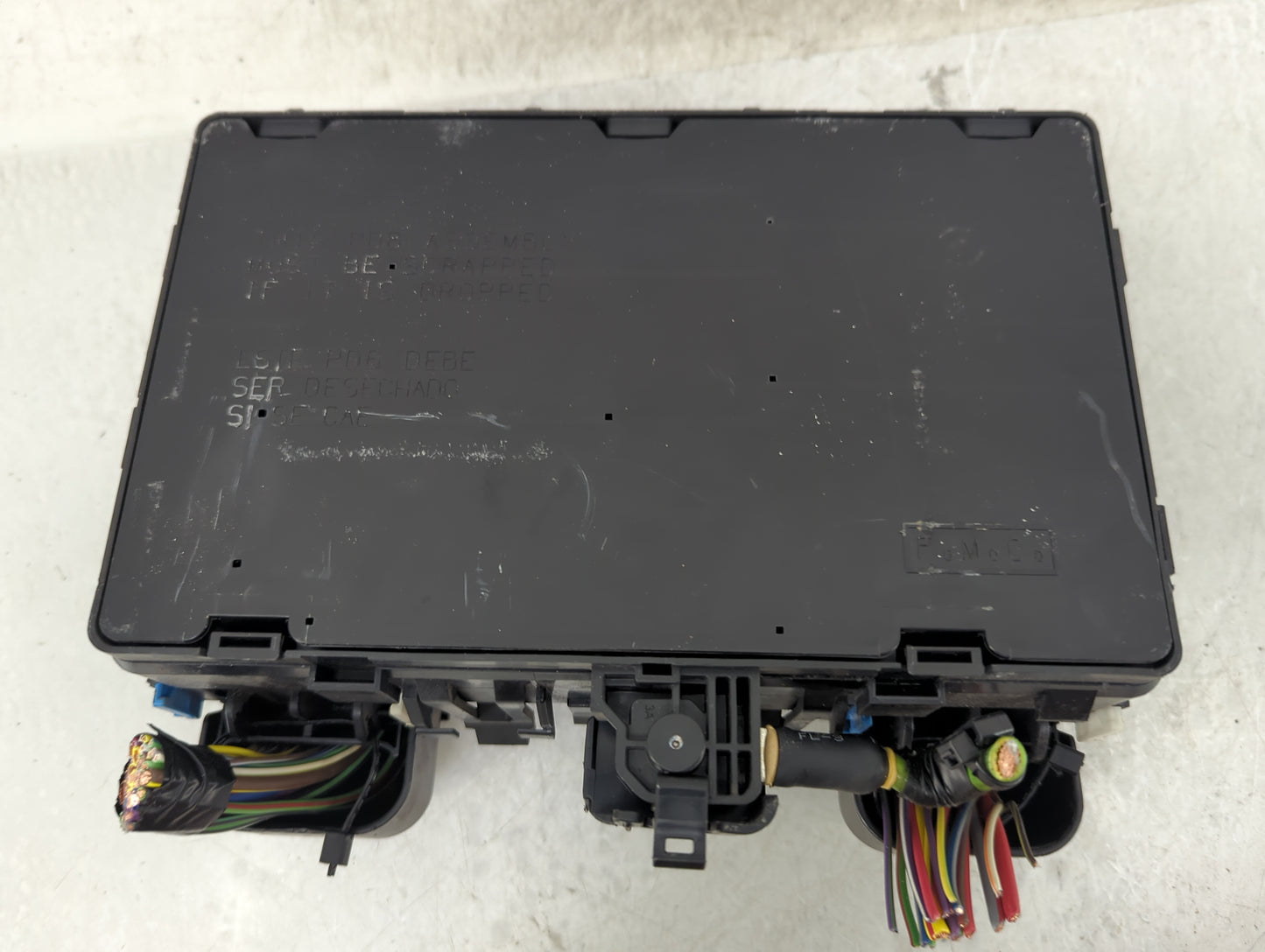 2017-2020 Ford Fusion Fusebox Fuse Box Panel Relay Module Fits Fits 2017 2018 2019 2020 OEM Used Auto Parts - Oemusedautopar