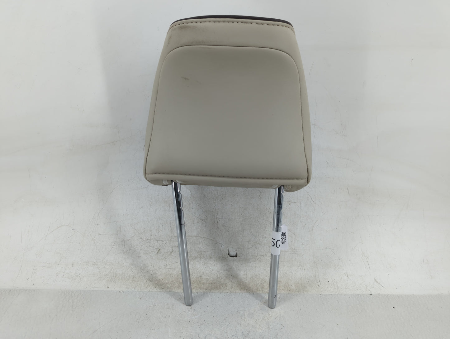 2017-2020 Ford Fusion Headrest Head Rest Front Driver Passenger Seat Fits Fits 2017 2018 2019 2020 OEM Used Auto Parts - Oem