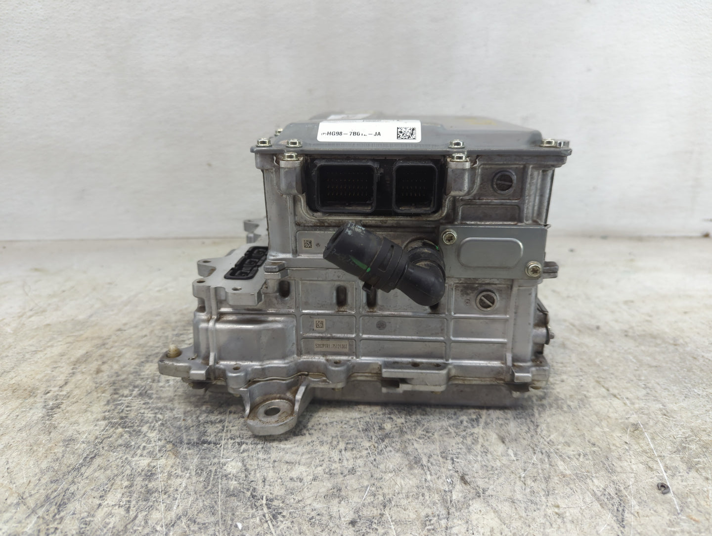 2013 Fusion Ac Dc Power Control Module Accessory Computer Power Inverter - Oemusedautoparts1.com