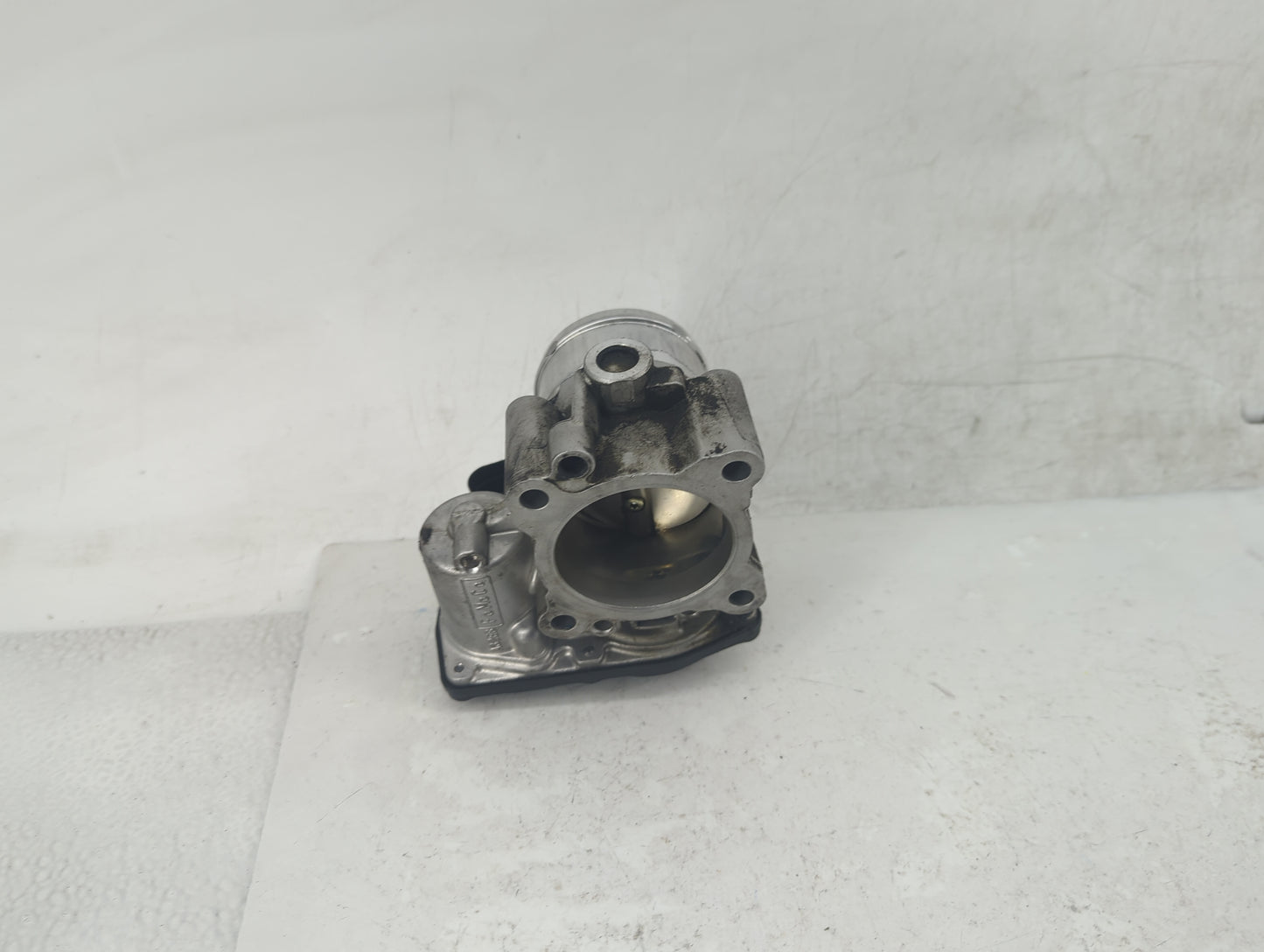 2014-2020 Ford Fusion Throttle Body P/N:DS7G-9F991-BB Fits Fits 2014 2015 2016 2017 2018 2019 2020 OEM Used Auto Parts - Oem
