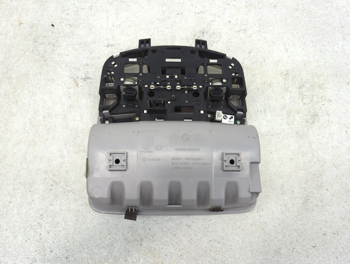 2017-2020 Ford Fusion Overhead Roof Console 1430124 - Oemusedautoparts1.com