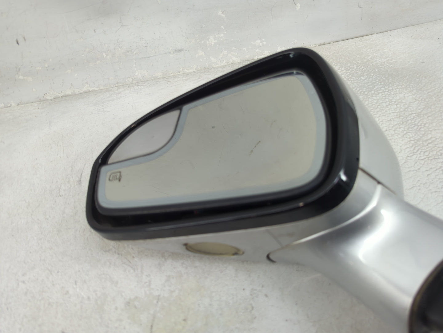 2015-2017 Ford Fusion Driver Side View Mirror - Left Door Mirror OEM Used - Oemusedautoparts1.com