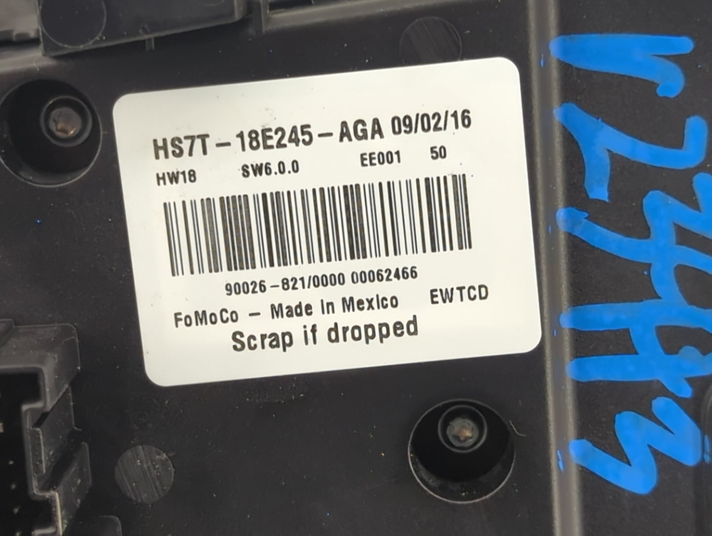 2016-2017 Ford Fusion Radio AM FM Cd Player Receiver Replacement P/N:HS7T-18E245-AGA Fits Fits 2016 2017 OEM Used Auto Parts
